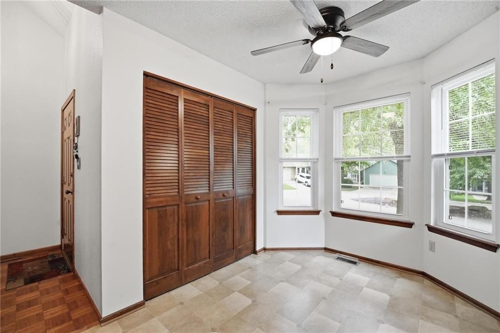 Photo 5 of 45 - 17103 E 45th Street S, Independence, MO 64055