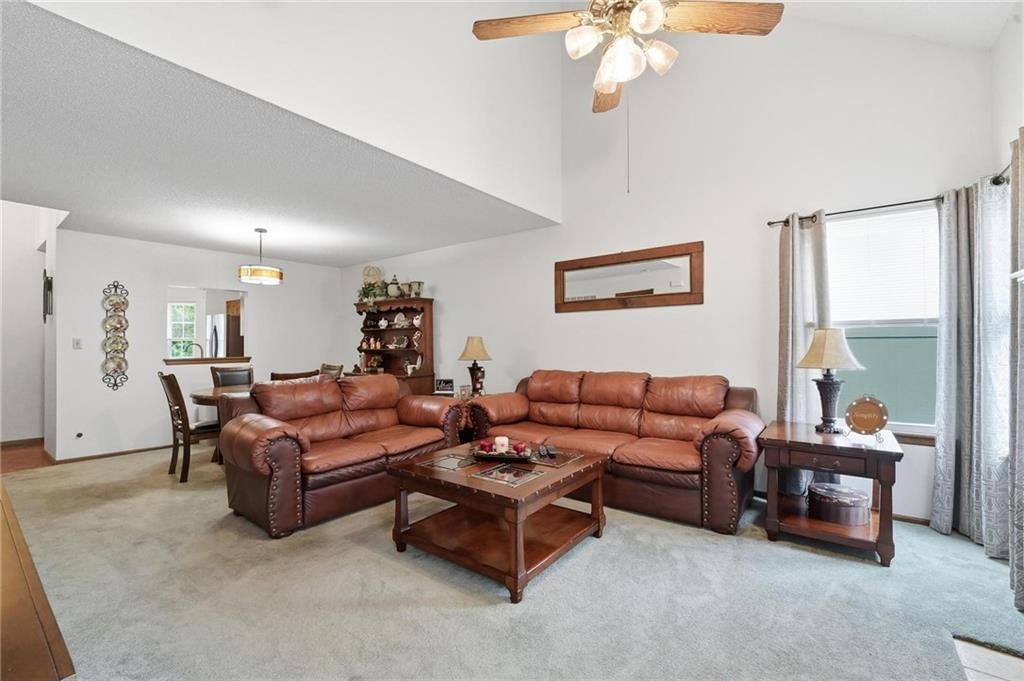 Photo 11 of 45 - 17103 E 45th Street S, Independence, MO 64055