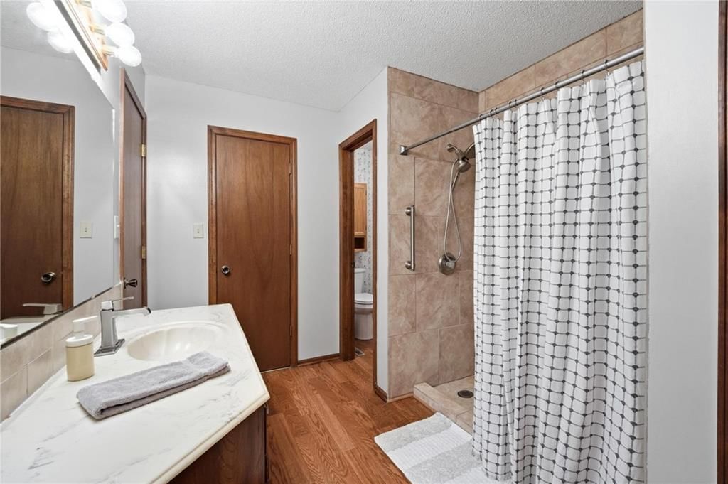 Photo 16 of 45 - 17103 E 45th Street S, Independence, MO 64055