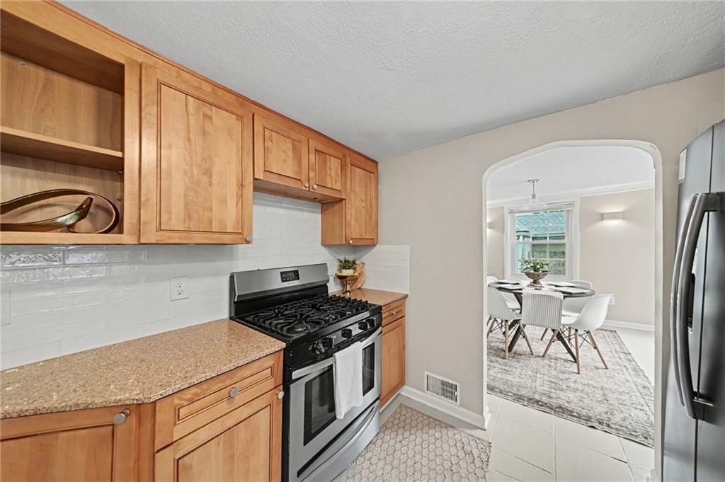 7826 Summit Street — photo 13