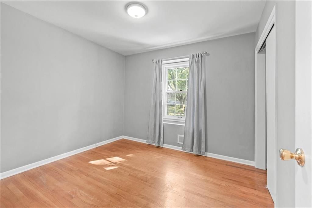 9746 Eby Street — photo 12