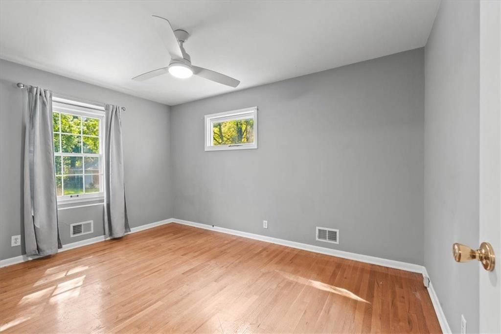9746 Eby Street — photo 13