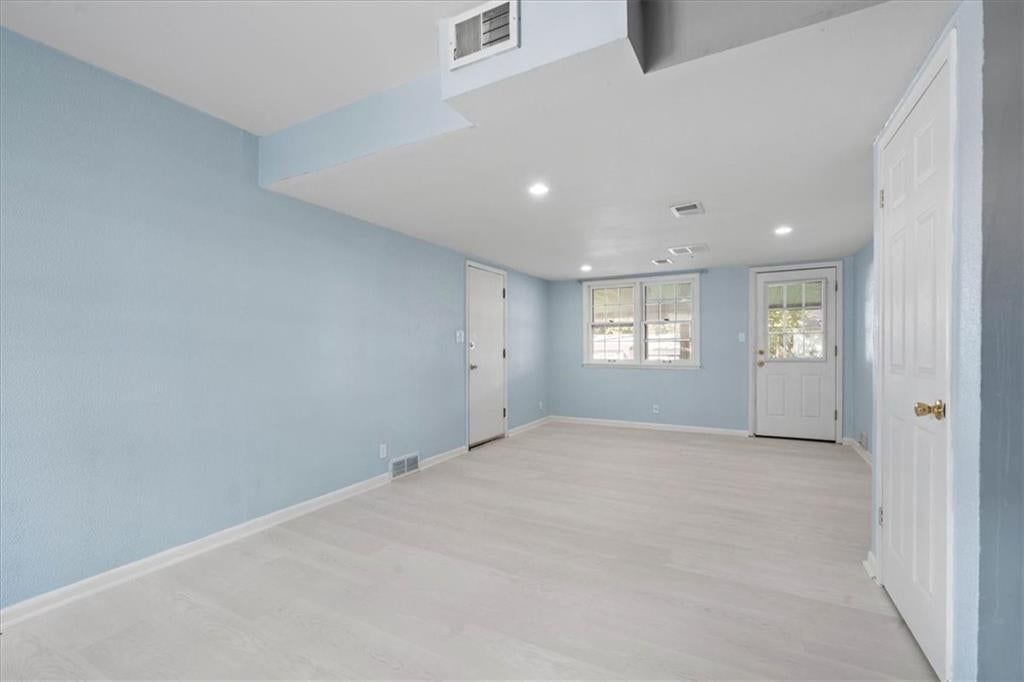 9746 Eby Street — photo 17