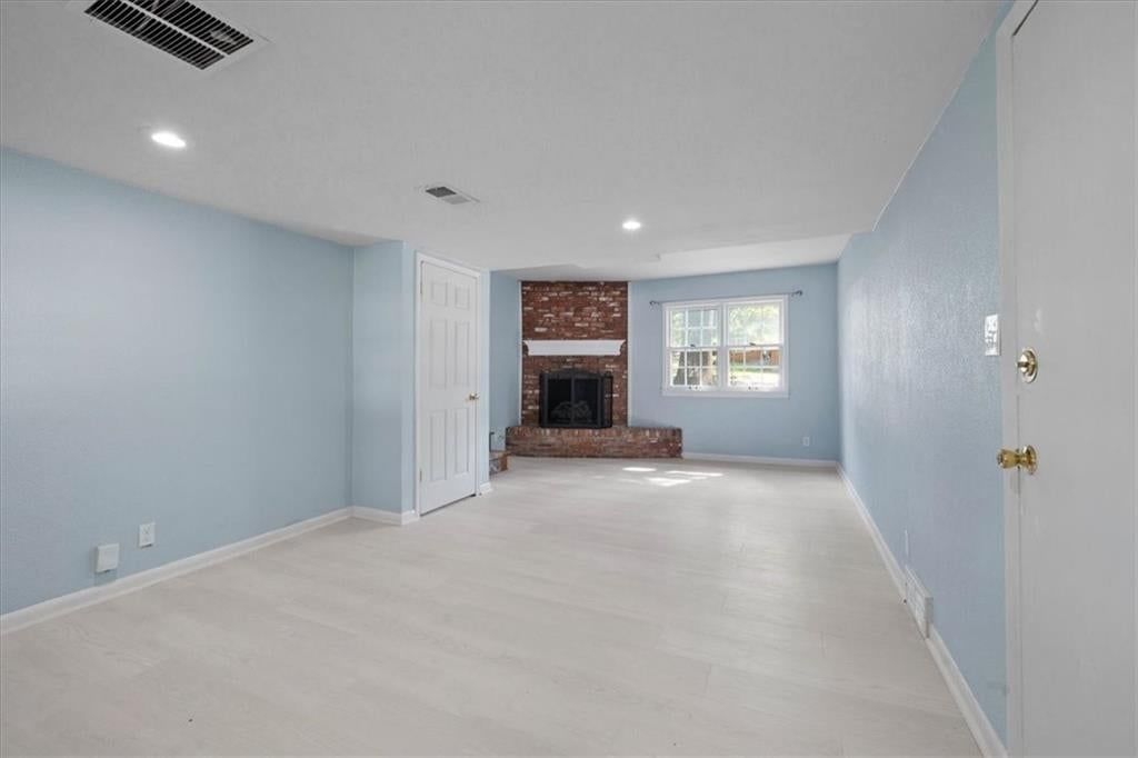 9746 Eby Street — photo 19