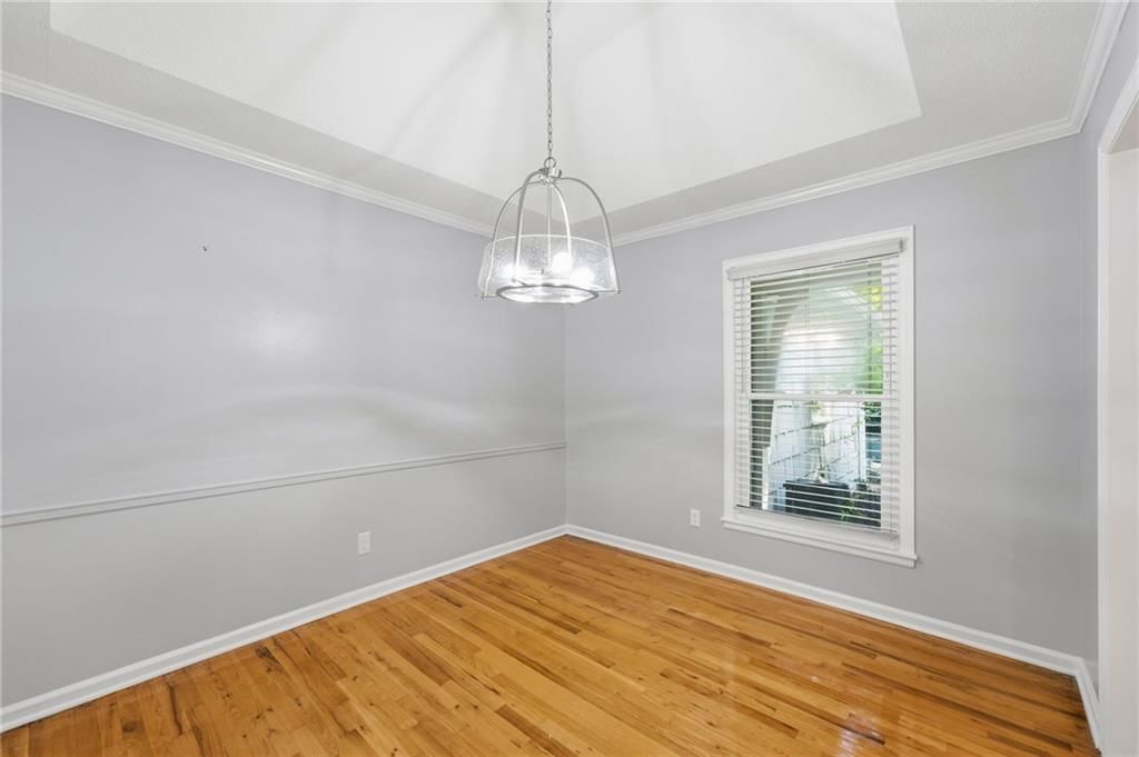 9932 Roe Avenue — photo 7
