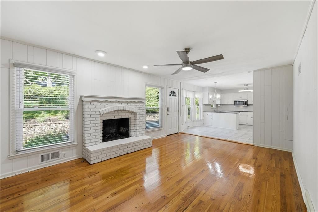 9932 Roe Avenue — photo 19