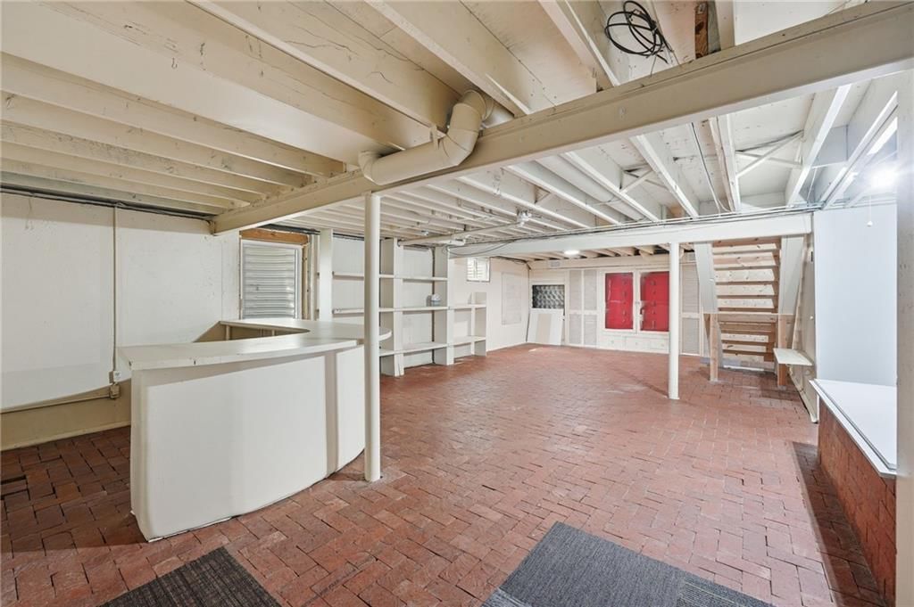 9932 Roe Avenue — photo 33