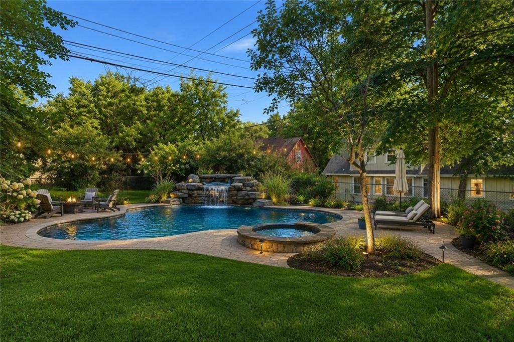 9932 Roe Avenue — photo 43