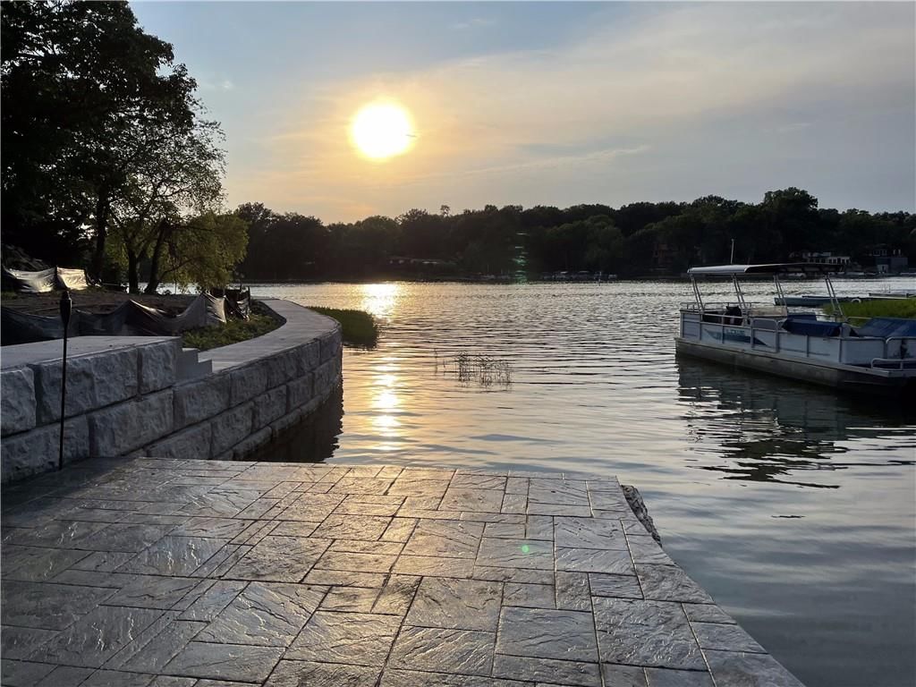 7814 NW Scenic Drive, Weatherby Lake, MO: listing photo 3