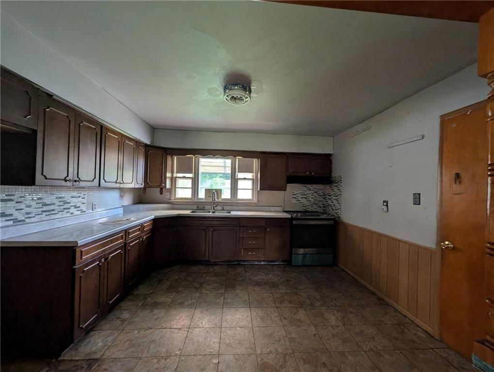 3511 S Northern Avenue — photo 6