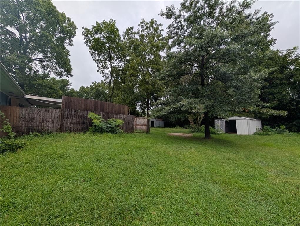 3511 S Northern Avenue — photo 15