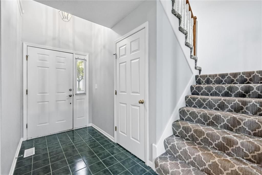 13644 W 58 Terrace — photo 4