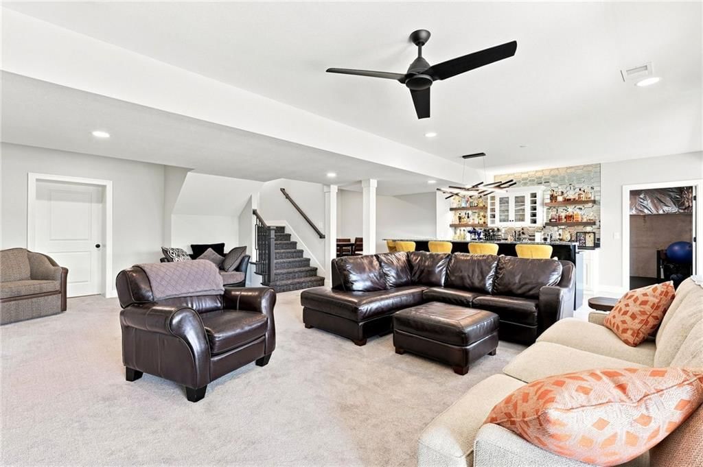 Photo 43 of 80 - 17401 Richards Street, Overland Park, KS 66221
