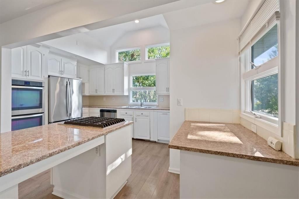 8812 W 95th Terrace — photo 9
