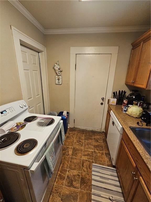 5126 Olive Street — photo 12
