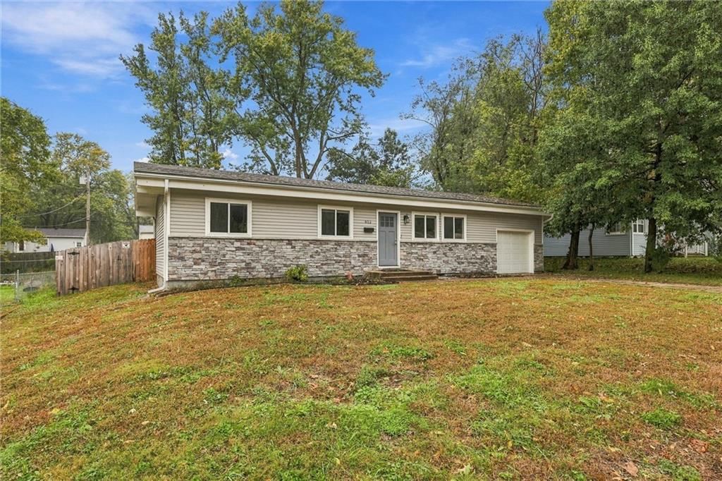 812 W Brown Street, Liberty, MO: listing photo 3