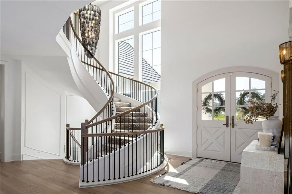 16801 Barton Street — photo 17