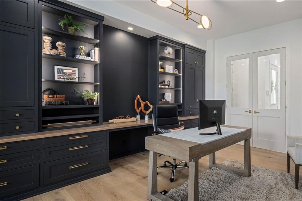 16801 Barton Street — photo 35
