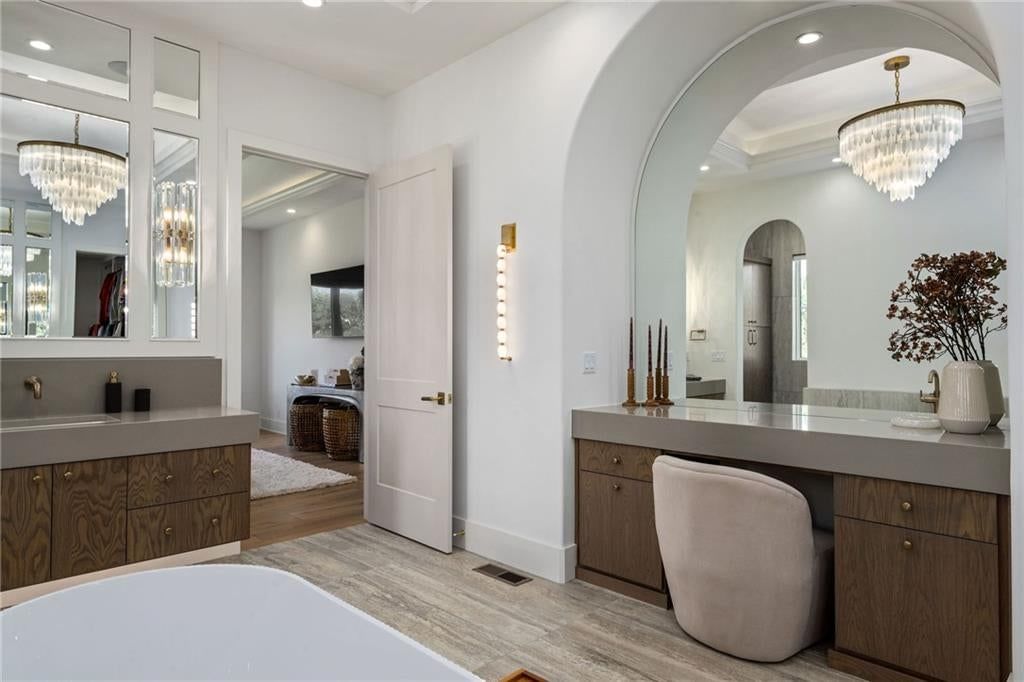 16801 Barton Street — photo 42
