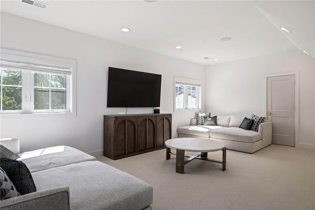 16801 Barton Street — photo 47
