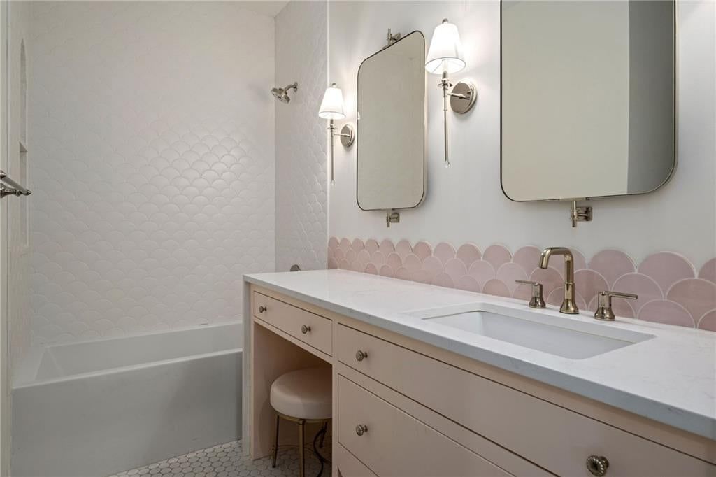 16801 Barton Street — photo 50