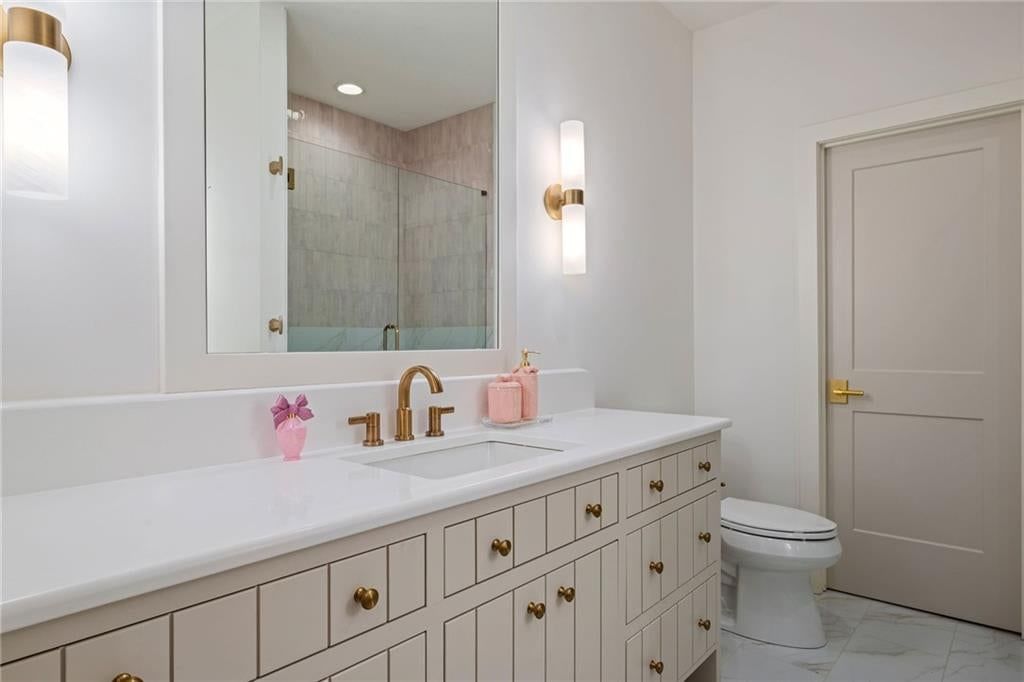 16801 Barton Street — photo 53