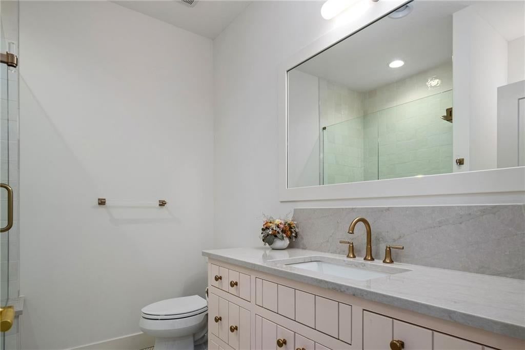 16801 Barton Street — photo 54