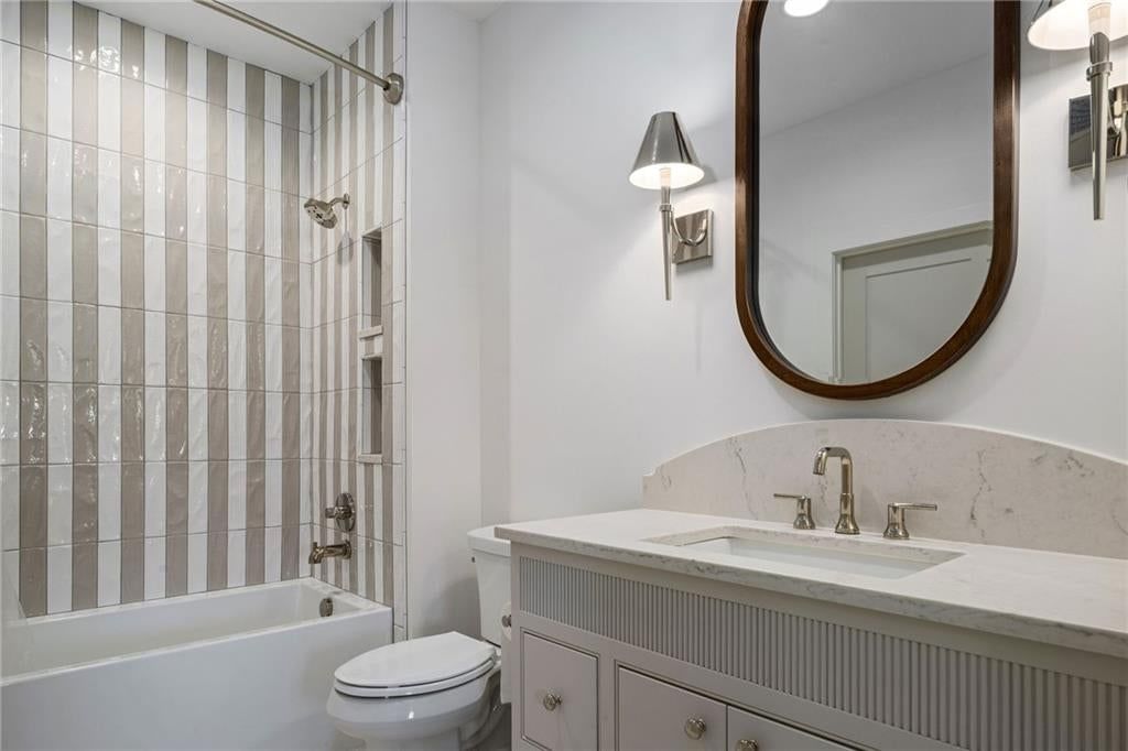 16801 Barton Street — photo 57