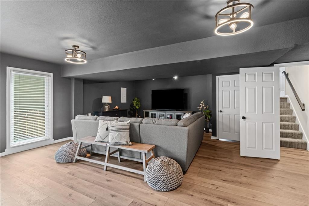 7419 N Booth Avenue — photo 30