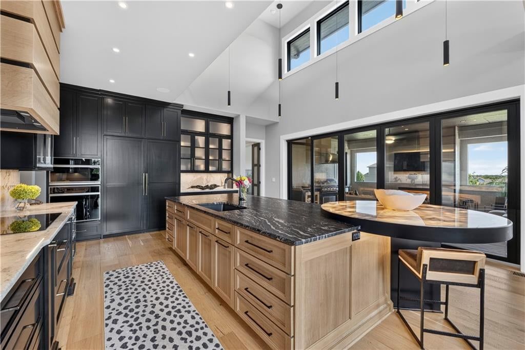 17329 Larsen Street — photo 17