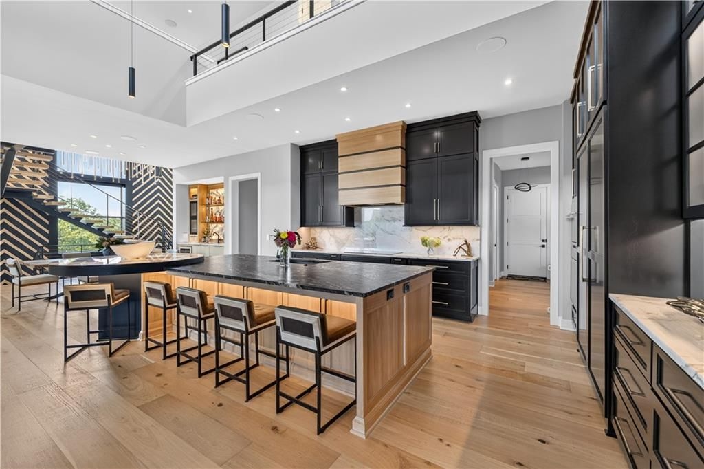17329 Larsen Street — photo 18