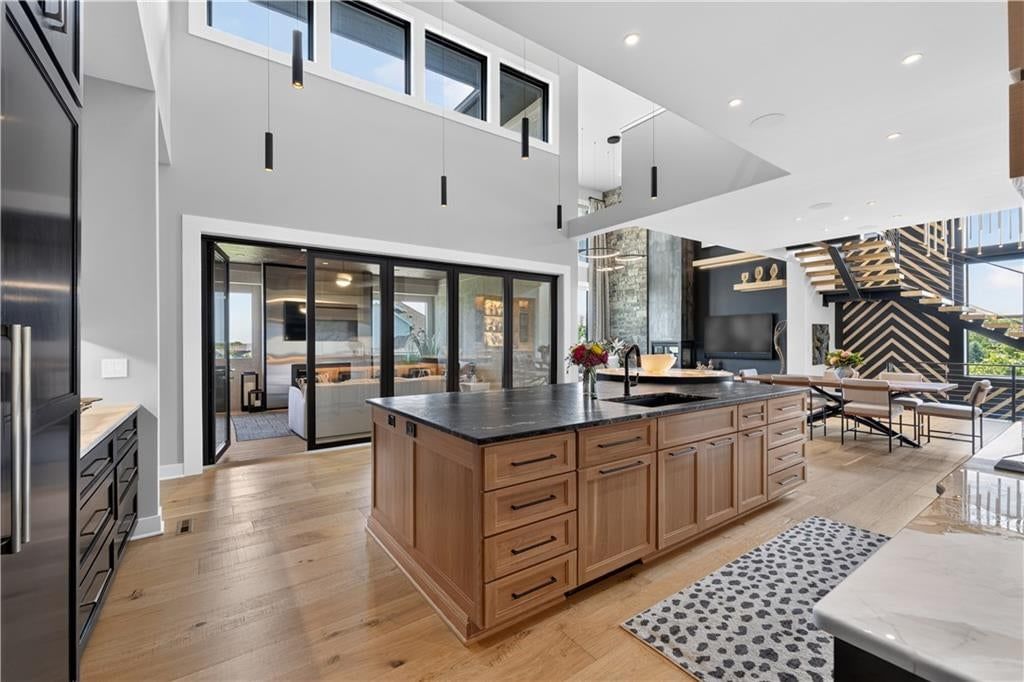 17329 Larsen Street — photo 19
