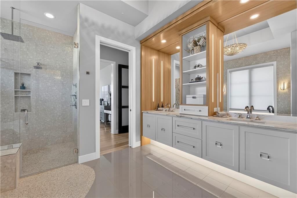 17329 Larsen Street — photo 31