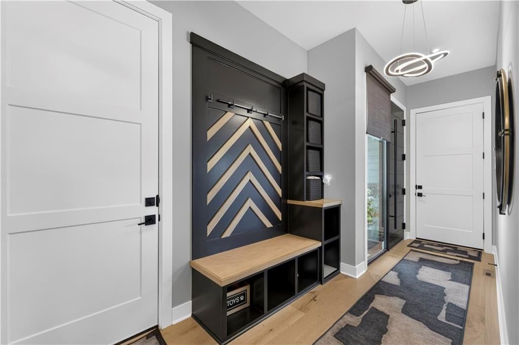 17329 Larsen Street — photo 40