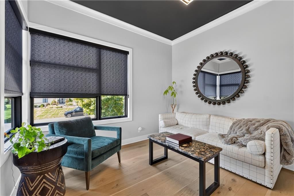 17329 Larsen Street — photo 46