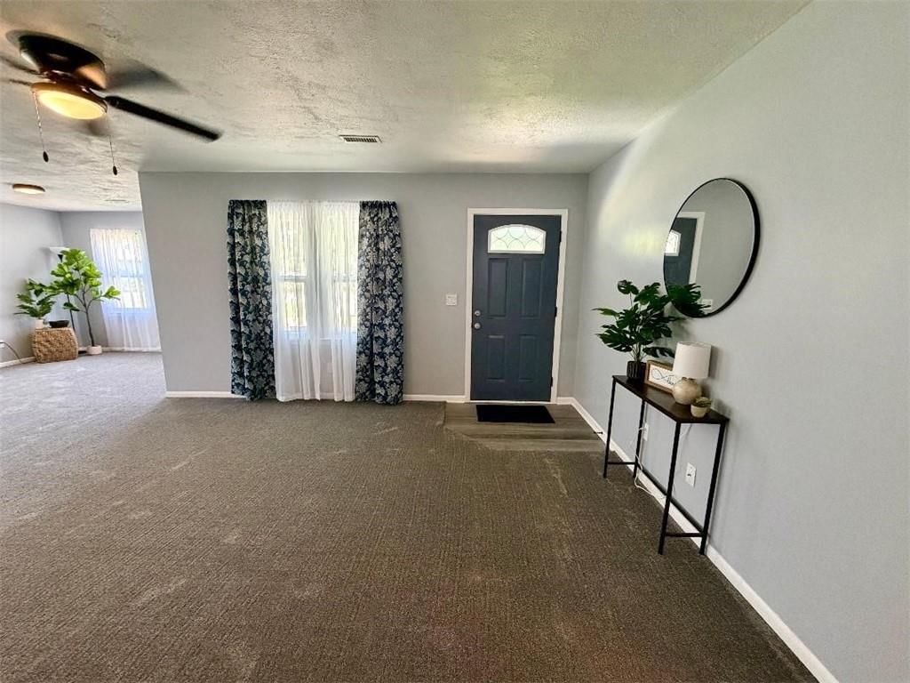 5757 S Mead Avenue — photo 6