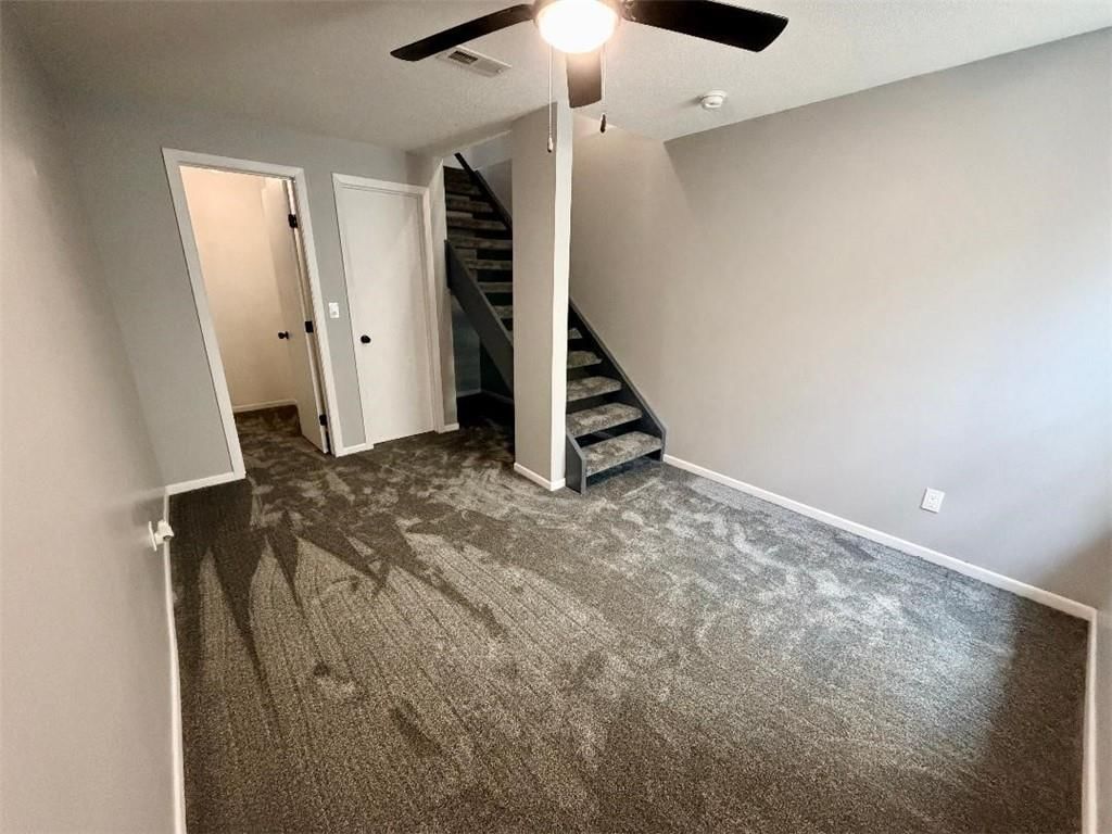 5757 S Mead Avenue — photo 35