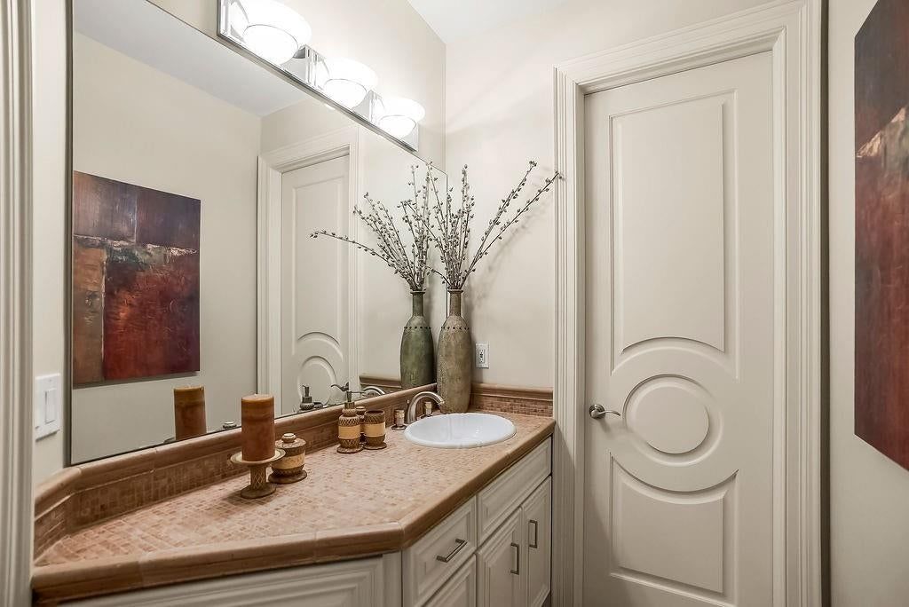 6006 Westshore Court — photo 36