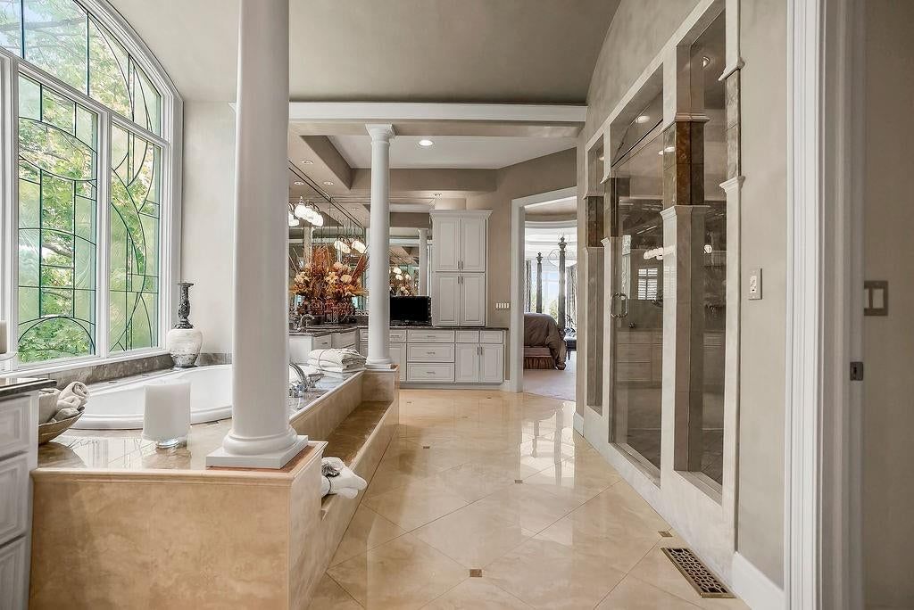 6006 Westshore Court — photo 53