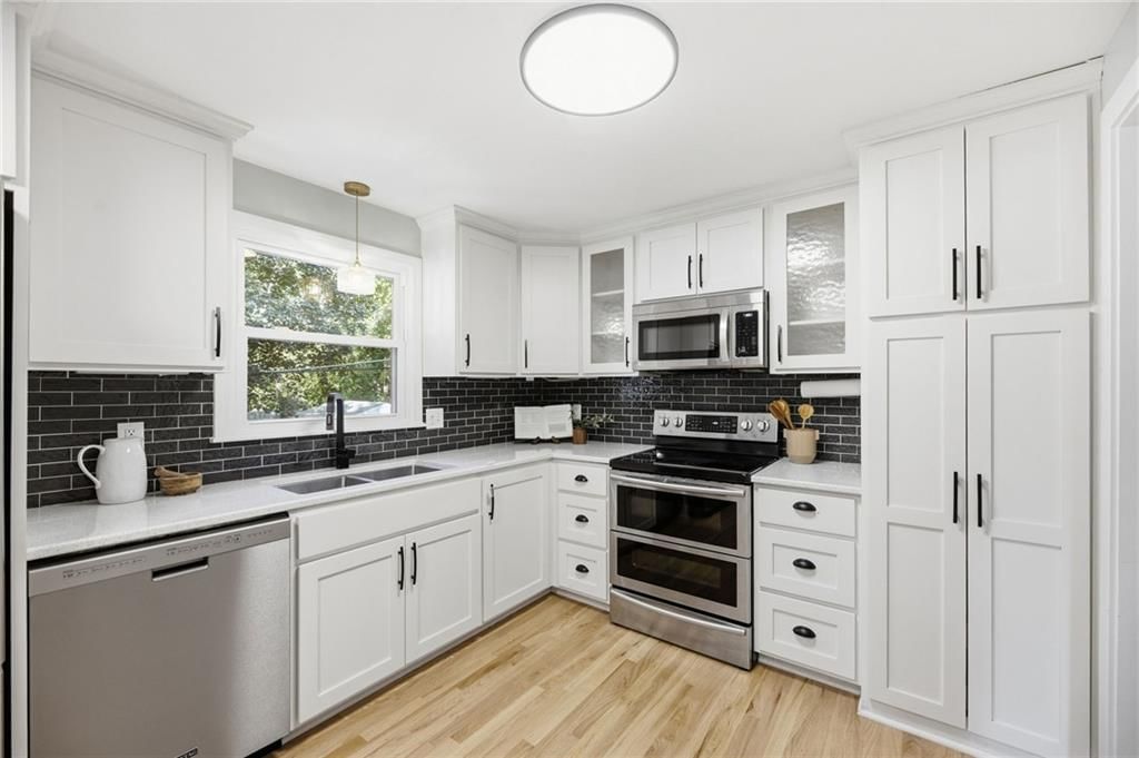 6624 Marty Street — photo 14