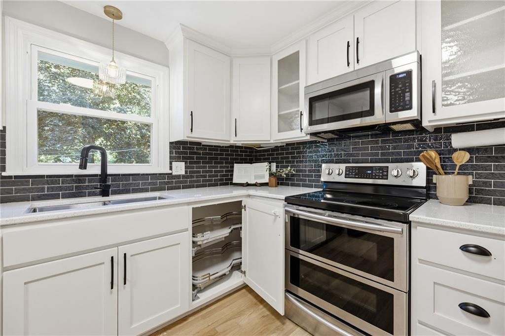 6624 Marty Street — photo 18