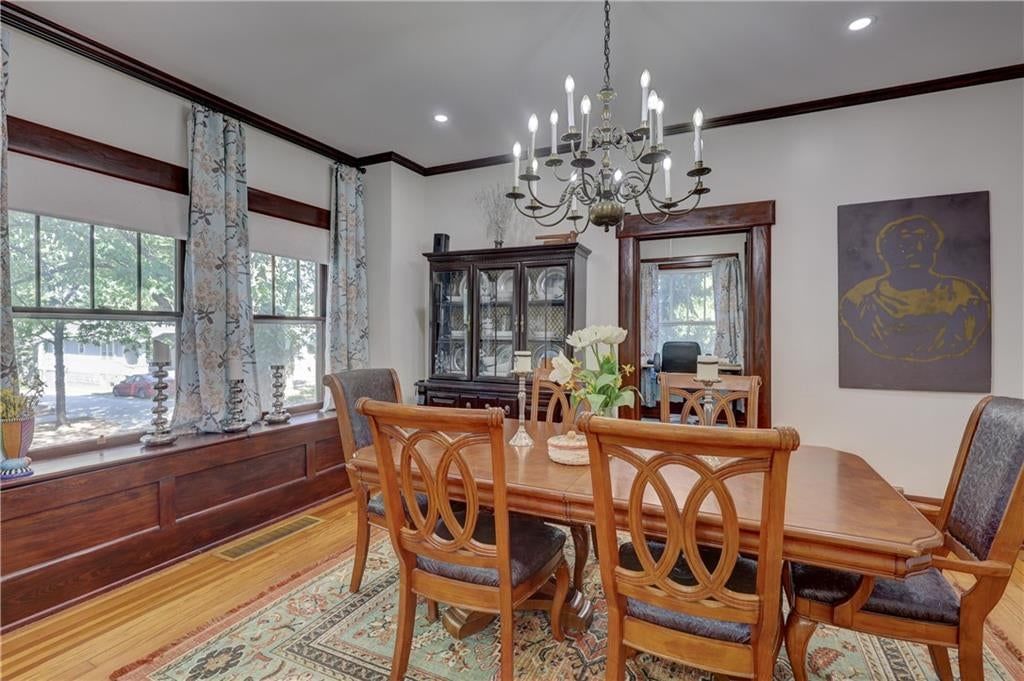 124 W Monroe Street — photo 17