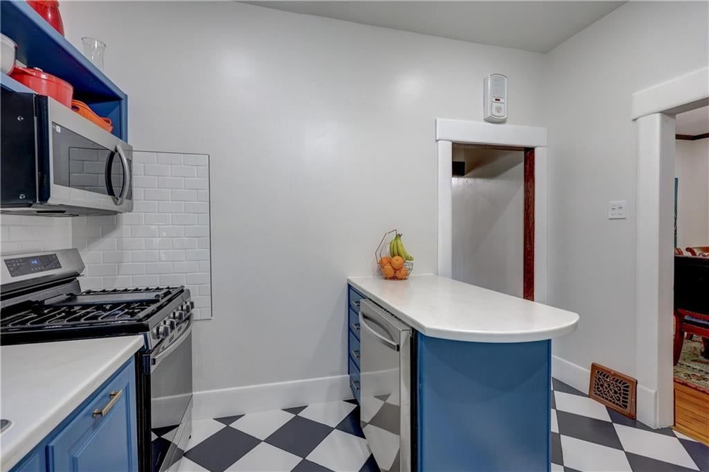 124 W Monroe Street — photo 26
