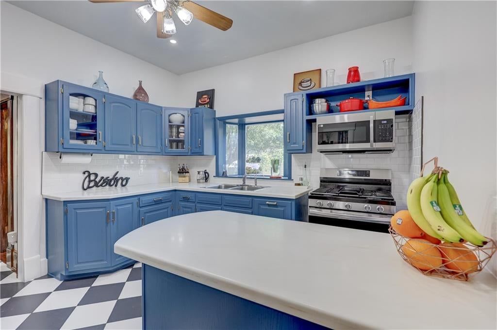 124 W Monroe Street — photo 28