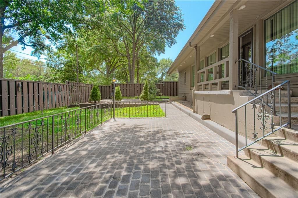 7249 Marty Street — photo 31