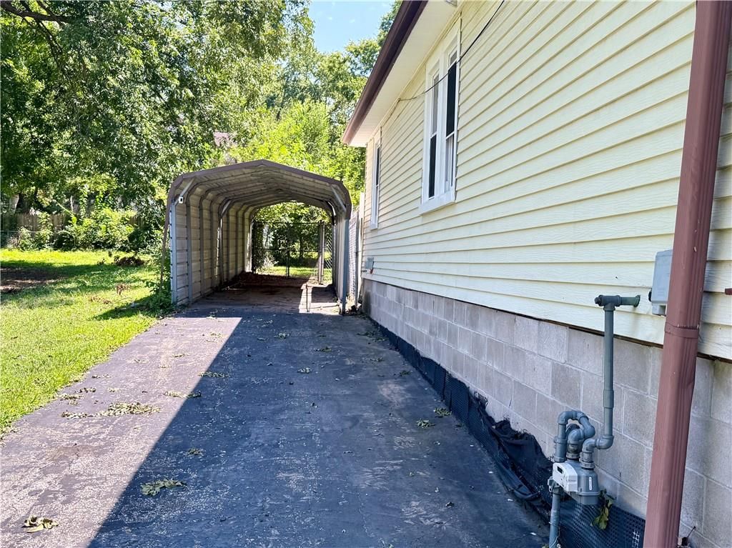 1431 S Hardy Avenue, Independence, MO: listing photo 3