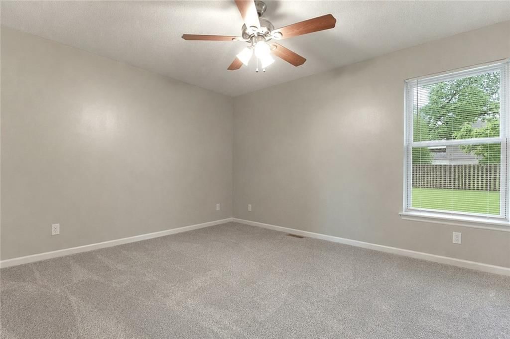 1215 Susan Street — photo 12