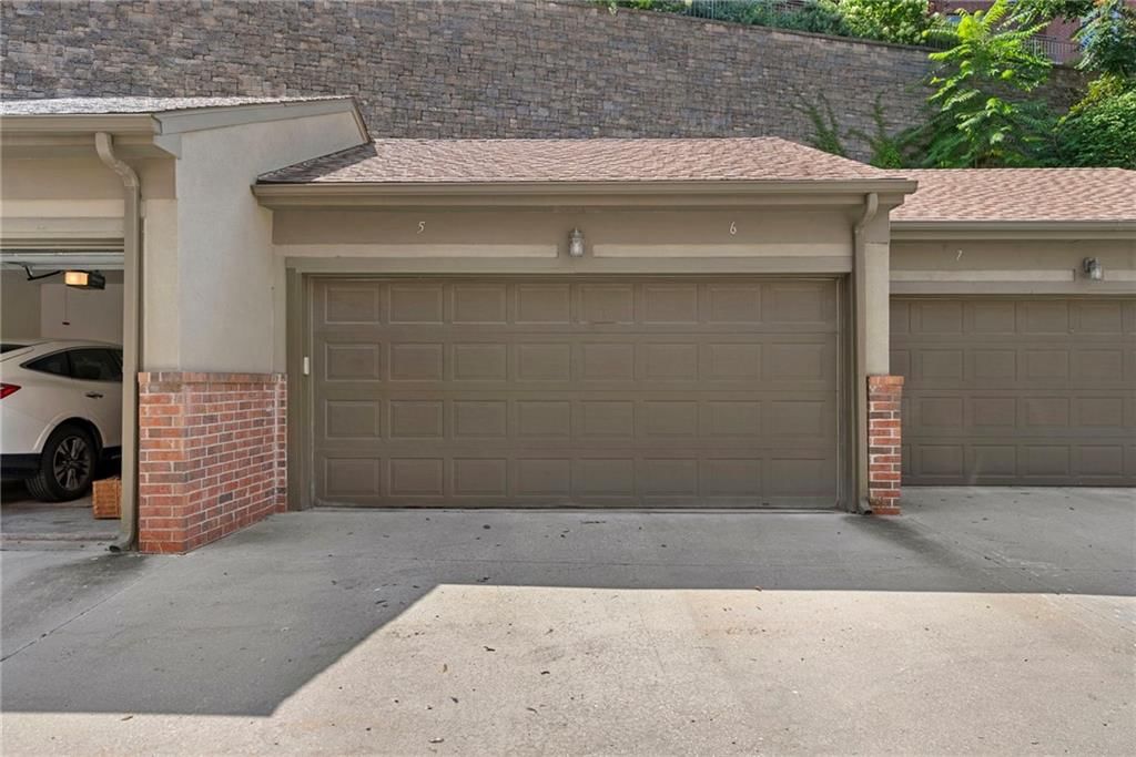 4506 JC Nichols Parkway — photo 28