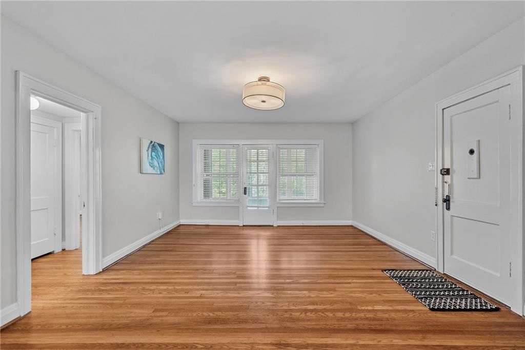 4434 J C Nichols Parkway — photo 2