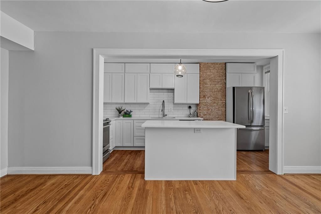 4434 J C Nichols Parkway — photo 9